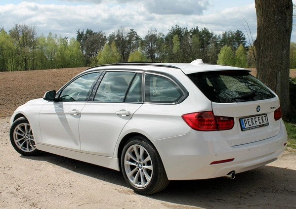 BMW Seria 3 cena 42999 przebieg: 240000, rok produkcji 2012 z Gozdnica małe 497